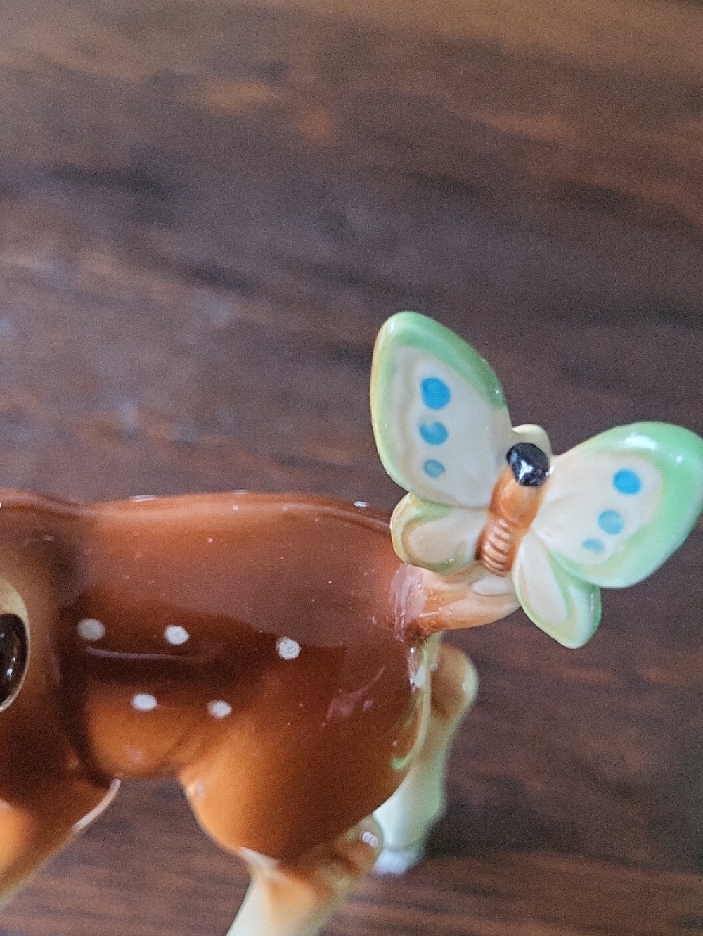 Disney Vintage Ceramic Bambi Figurine with Butterfly - Picture 7 of 8